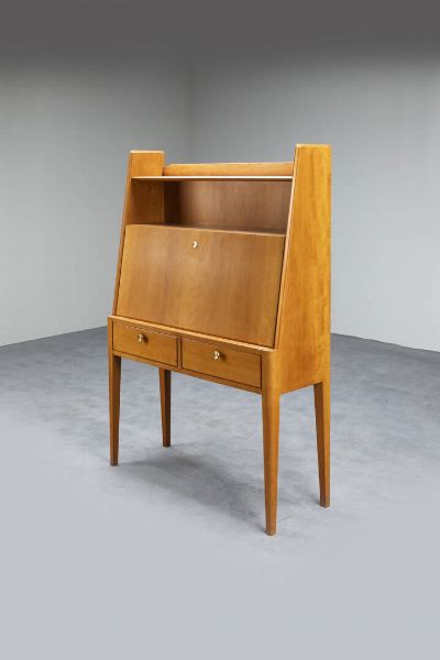 OSVALDO BORSANI : Mobile scrittoio a ribalta in legno chiaro. Anni '50 cm 148x100x35  - Asta Design e illuminazione - Associazione Nazionale - Case d'Asta italiane