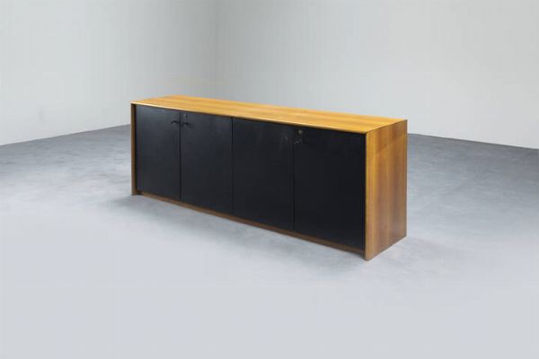 AFRA E TOBIA SCARPA : Credenza collezione Artona  - Asta Design e illuminazione - Associazione Nazionale - Case d'Asta italiane