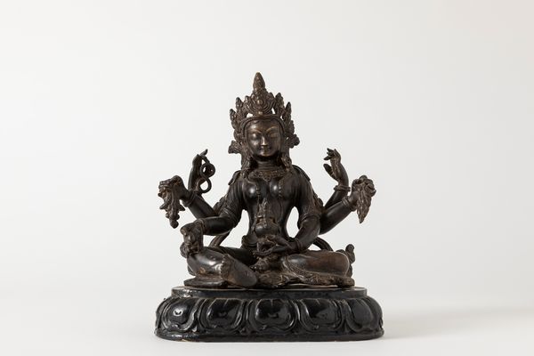 Scultura in bronzo a patina scura raffigurante Vasudhara . Tibet, secolo XIX  - Asta Arte orientale / 东方艺术 - Associazione Nazionale - Case d'Asta italiane