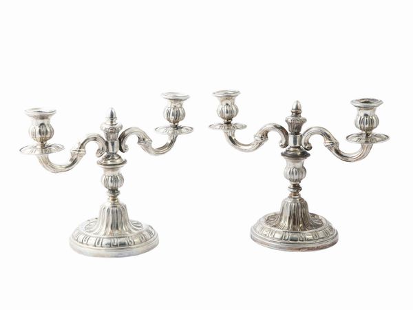 Coppia di candelabri in argento  - Asta L'arte di arredare - Associazione Nazionale - Case d'Asta italiane