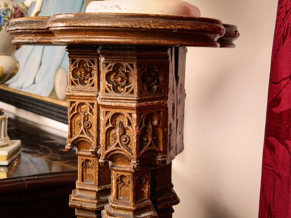 Colonna portavasi in legno intagliato e dorato  - Asta L'arte di arredare - Associazione Nazionale - Case d'Asta italiane