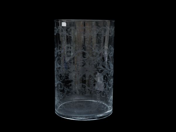 Vaso cilindrico in vetro molato  - Asta L'arte di arredare - Associazione Nazionale - Case d'Asta italiane