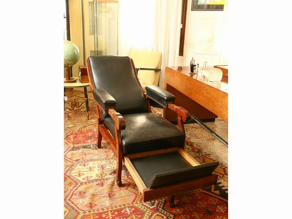 Poltrona chaise-longue in mogano  - Asta L'arte di arredare - Associazione Nazionale - Case d'Asta italiane