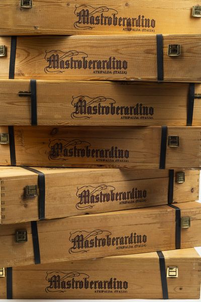 Mastroberardino, Taurasi Riserva Radici  - Asta Winter Wine Auction - Associazione Nazionale - Case d'Asta italiane