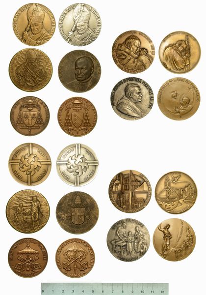 VATICANO. Lotto di 10 medaglie annuali e straordinarie in bronzo e argento.  - Asta Numismatica - Associazione Nazionale - Case d'Asta italiane