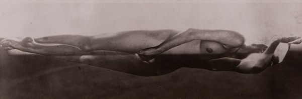 Erwin Blumenfeld : Elongated nude New York  - Asta Fotografia: Under 1K - Associazione Nazionale - Case d'Asta italiane