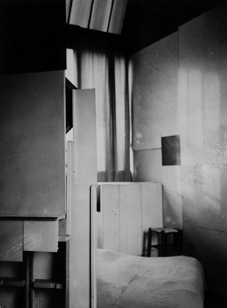 Andrè Kertèsz : Atelier de Mondrian, Paris  - Asta Fotografia: Under 1K - Associazione Nazionale - Case d'Asta italiane