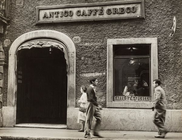 Ivo Meldolesi : Antico Caff Greco, Roma  - Asta Fotografia: Under 1K - Associazione Nazionale - Case d'Asta italiane