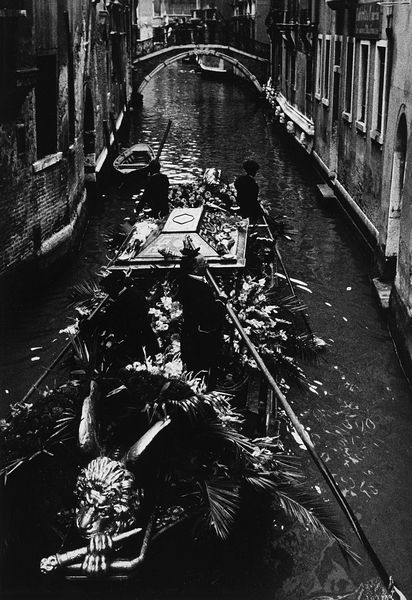 Gianni Berengo Gardin : Venezia  - Asta Fotografia: Under 1K - Associazione Nazionale - Case d'Asta italiane