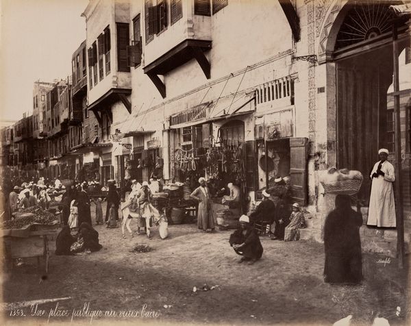 Félix Bonfils : Une rue du vieux Caire un jour de fete ; Une place publique au vieux caire  - Asta Fotografia: Under 1K - Associazione Nazionale - Case d'Asta italiane