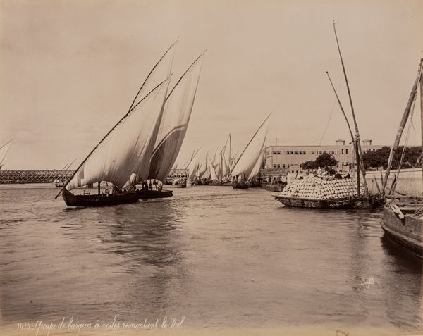 Félix Bonfils : Groupe de barques  voiles remontant le Nil ; Cour et colonnade de la mosque El-Argharar, avec tundians  - Asta Fotografia: Under 1K - Associazione Nazionale - Case d'Asta italiane