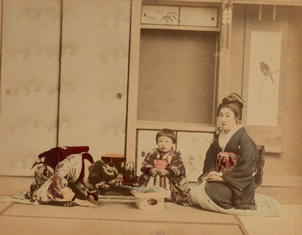 Raimund Von Stillfried, Attribuito a : Senza titolo (Madre con bambini)  - Asta Fotografia: Under 1K - Associazione Nazionale - Case d'Asta italiane