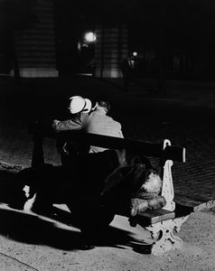 Gyula Halasz BRASSAI - Couple sur Banc