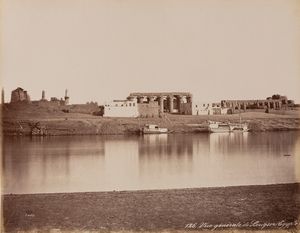 Félix Bonfils - Vue gnrale de Louqsor ; Grande Colonnade de Louqsor