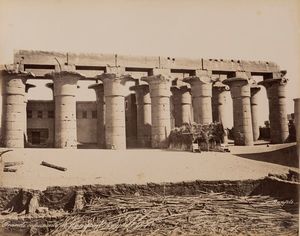 Félix Bonfils : Vue gnrale de Louqsor ; Grande Colonnade de Louqsor  - Asta Fotografia: Under 1K - Associazione Nazionale - Case d'Asta italiane