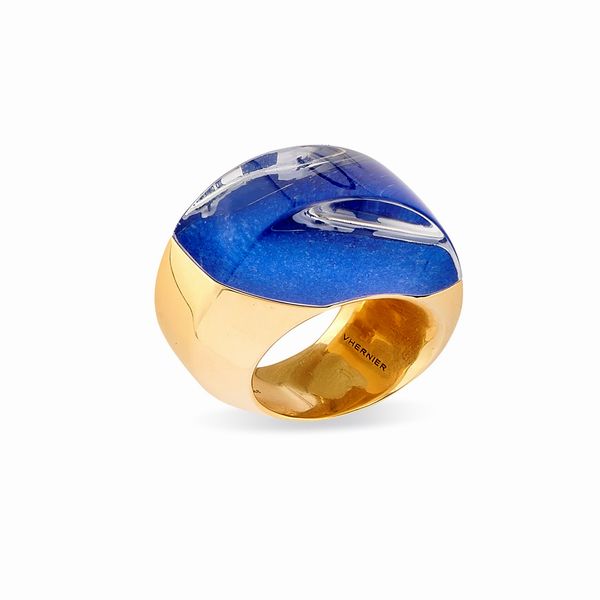 VHERNIER : Anello in oro giallo 18k, cristallo di rocca e lapislazzuli  - Asta Argenti dal XVIII al XX secolo - Associazione Nazionale - Case d'Asta italiane