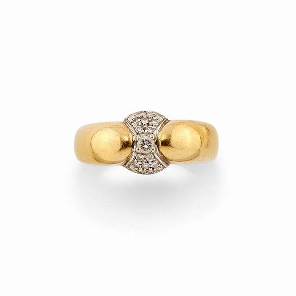 Anello in oro bicolore 18k e diamanti  - Asta Argenti dal XVIII al XX secolo - Associazione Nazionale - Case d'Asta italiane