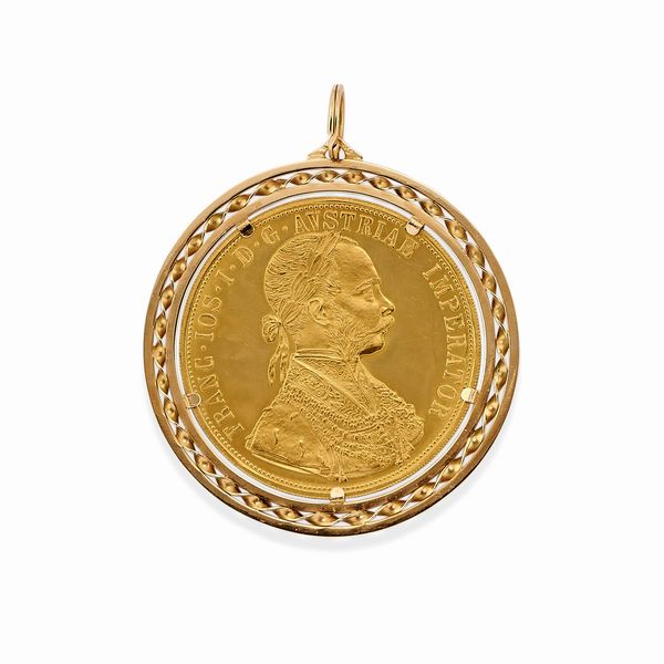 Pendente con moneta in oro giallo 18k  - Asta Gioielli - Associazione Nazionale - Case d'Asta italiane