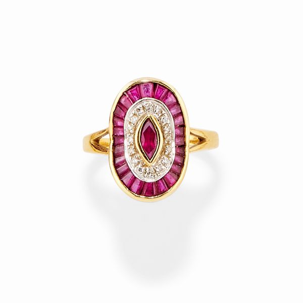 Anello in oro bicolore 18k, rubini e diamanti  - Asta Gioielli - Associazione Nazionale - Case d'Asta italiane