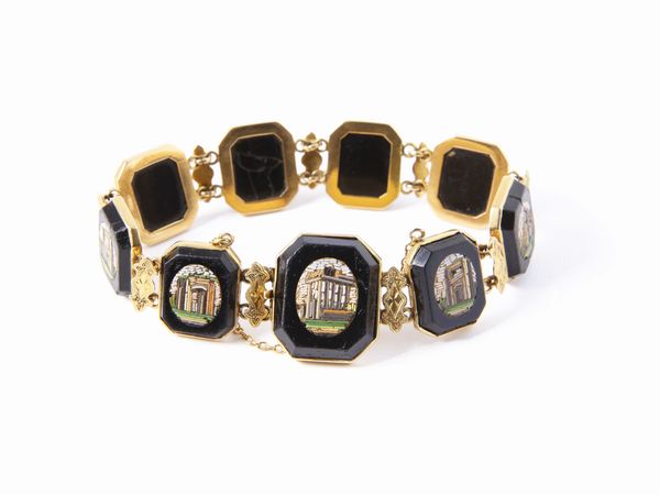 Bracciale in oro giallo con micromosaici su pasta vitrea nera  - Asta Gioielli e Orologi - Associazione Nazionale - Case d'Asta italiane