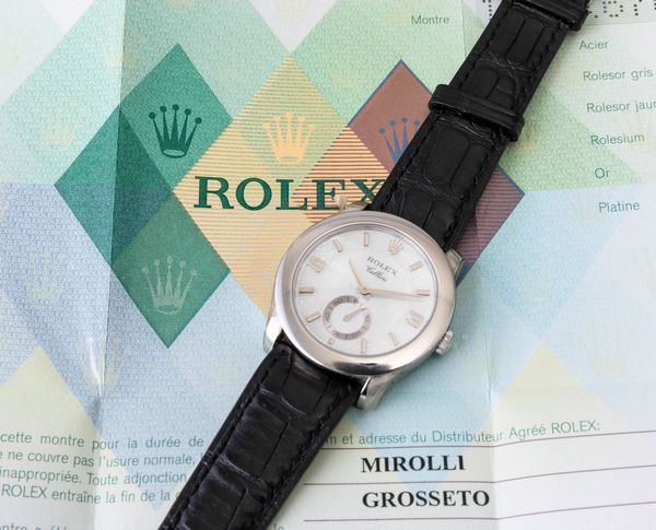 ROLEX - Cellini ref 5240 NOS, in platino con quadrante in madreperla, numeri arabi e secondi al sei, mai indossato corredato da scatola e garanzia  - Asta Orologio da polso e da tasca  - Associazione Nazionale - Case d'Asta italiane