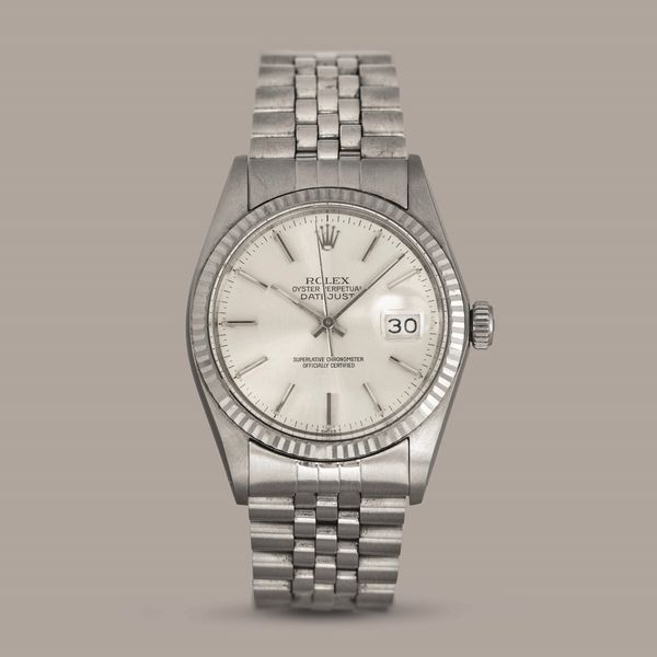 ROLEX - Datejust 16014 cassa in acciaio con lunetta zigrinata in oro bianco, quadrante Argent con indici a bastone, bracciale Jubile, movimento automatico con datario  - Asta Orologio da polso e da tasca  - Associazione Nazionale - Case d'Asta italiane