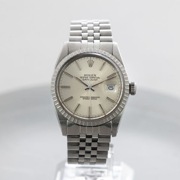 ROLEX - Datejust ref 16030 in acciaio con ghiera godronata, bracciale Jubilee, quadrante Argent con indici a bastone, movimento automatico con datario  - Asta Orologio da polso e da tasca  - Associazione Nazionale - Case d'Asta italiane