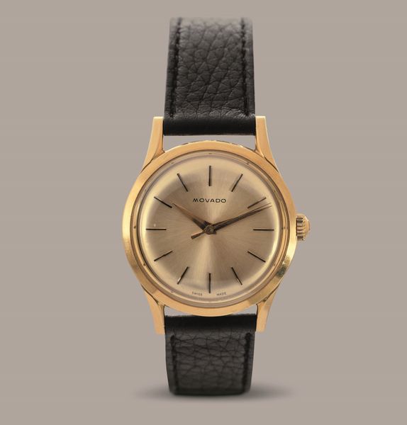 MOVADO - Solo tempo impermeabile, cassa in oro 18k con fondello a vite, quadrante Champagne con indici applicati, movimento a carica automatica  - Asta Orologio da polso e da tasca  - Associazione Nazionale - Case d'Asta italiane