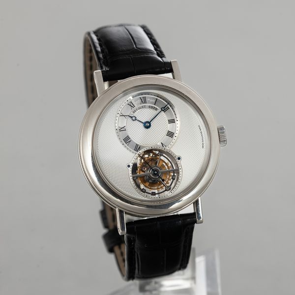 BREGUET - Classique Complication Tourbillon ref 5357 in platino, carica manuale, fondello a vista con lavorazione della platina a mano, quadrante bianco guilloch con scatola e garanzia  - Asta Orologio da polso e da tasca  - Associazione Nazionale - Case d'Asta italiane