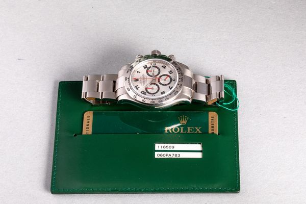 ROLEX - Daytona ref 116509 in oro bianco 18k, quadrante Racing bianco con numeri Arabi e contatori in contrasto.<BR>Completo di scatola e garanzia in eccellenti condizioni  - Asta Orologio da polso e da tasca  - Associazione Nazionale - Case d'Asta italiane