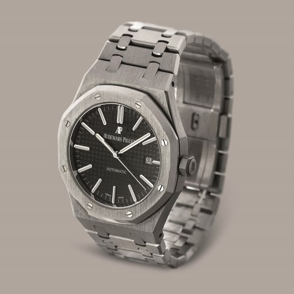 AUDEMARS PIGUET - Royal Oak 15400ST, in acciaio con quadrante nero Grande Tapissserie , indici lunghi e datario con fondello a vista, scatola e garanzia  - Asta Orologio da polso e da tasca  - Associazione Nazionale - Case d'Asta italiane