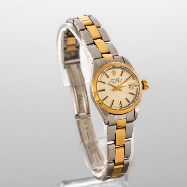 ROLEX - Oyster Perpetual Date ref 6916 acciaio e oro, quadrante Argent con indici applicati e finestrella della data, movimento automatico e fondello a vite  - Asta Orologio da polso e da tasca  - Associazione Nazionale - Case d'Asta italiane