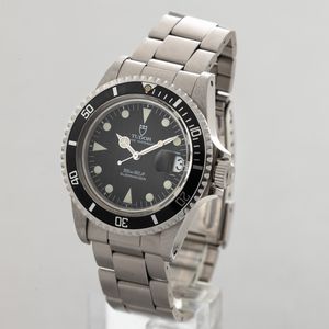 TUDOR - Submariner ref 79090 in acciaio, quadrante nero con pallettoni al trizio, funzione di datario, ghiera girevole nera e movimento automatico con garanzia originale  - Asta Orologio da polso e da tasca  - Associazione Nazionale - Case d'Asta italiane