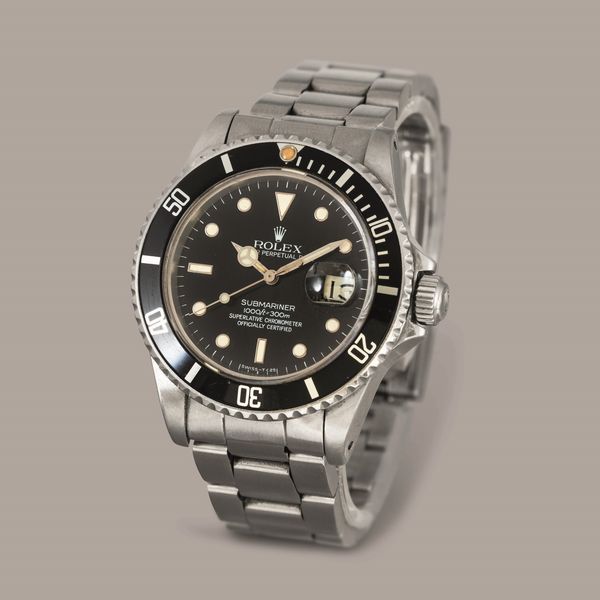 ROLEX - Submariner 16800 con cassa in acciaio con ghiera girevole, quadrante nero al trizio con bicchierini, bracciale Oyster e movimento automatico.  - Asta Orologi da Polso e da Tasca - Associazione Nazionale - Case d'Asta italiane