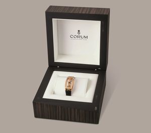 CORUM - Golden Bridge in oro rosa 18k con pav di brillanti, movimento a vista disposto su ponte verticale a carica manuale, mai indossato con scatola e garanzia  - Asta Orologi da Polso e da Tasca - Associazione Nazionale - Case d'Asta italiane