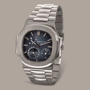 PATEK PHILIPPE - Nautilus ref 3712 in acciaio con fasi lunari riserva di carica a ore sette, funzione di calendario e fondello a vista con movimento automatico  - Asta Orologi da Polso e da Tasca - Associazione Nazionale - Case d'Asta italiane