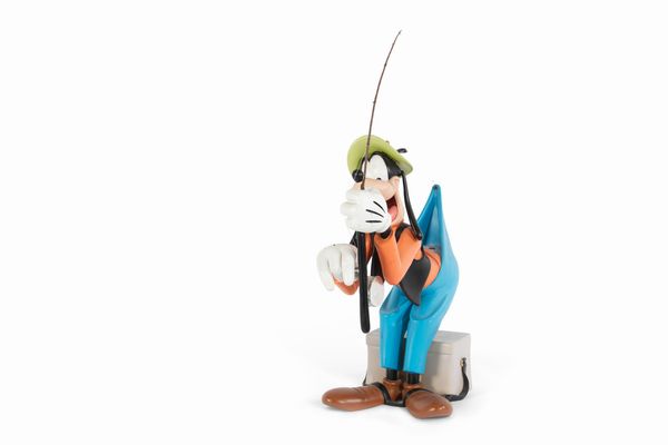 Disney: Statua Pippo pescatore  - Asta POP Culture e Manifesti d'Epoca - Associazione Nazionale - Case d'Asta italiane