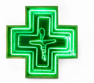 Insegna neon Farmacia  - Asta POP Culture e Manifesti d'Epoca - Associazione Nazionale - Case d'Asta italiane