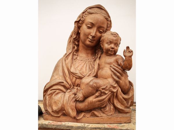 Scultore francese nella cerchia di Jean-Baptiste Pigalle : Madonna con Bambino  - Asta Arredi e Dipinti dal Castello di Gamberaia a Firenze - Associazione Nazionale - Case d'Asta italiane