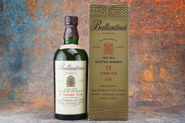 Ballantines  - Asta Christmas Spirits - Whisky, Rum e Distillati da Collezione - Associazione Nazionale - Case d'Asta italiane