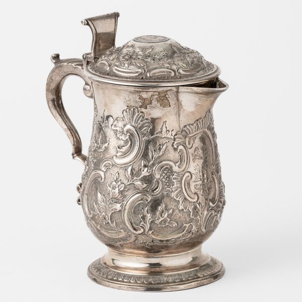 Mug. Argento fuso, sbalzato e cesellato. Londra 1784. Argentiere TL (non identificato)  - Asta Argenti da Collezione | Antichi - Associazione Nazionale - Case d'Asta italiane