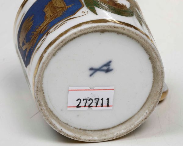 Tazza con piattino<BR>Parigi, La Courtille, Manifattura Locr, 1800 circa <BR><BR>  - Asta Maioliche e Porcellane - Associazione Nazionale - Case d'Asta italiane