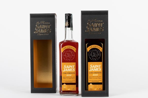 Martinica : Saint James Cask Strength Velier 70th Anniversary (2 BT)  - Asta Vini e distillati - Associazione Nazionale - Case d'Asta italiane