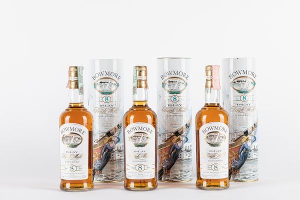 Scozia : Bowmore 8 YO - Legend of the Hero's Return (3 BT)  - Asta Vini e distillati - Associazione Nazionale - Case d'Asta italiane