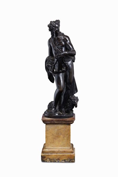 Apollo citaredo. Bronzo fuso e patinato. Arte veneta del XVII secolo. Ambito di Girolamo Campagna (Verona 1550 - Venezia 1626)  - Asta Scultura e Oggetti d'Arte - Associazione Nazionale - Case d'Asta italiane