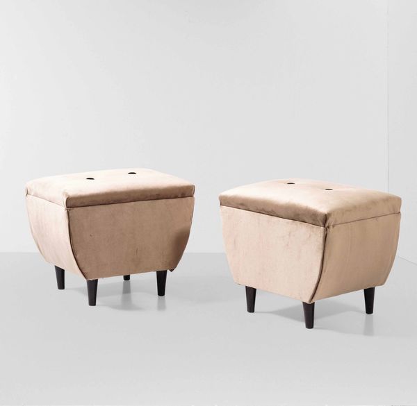 Coppia di pouf  - Asta Design Lab - Associazione Nazionale - Case d'Asta italiane