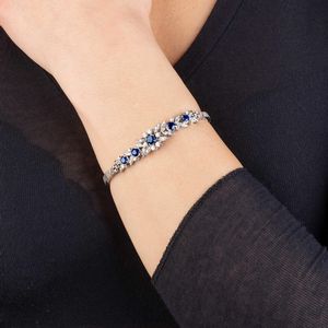 BRACCIALE A TRALCI CON ZAFFIRI E DIAMANTI  - Asta Gioielli - Associazione Nazionale - Case d'Asta italiane