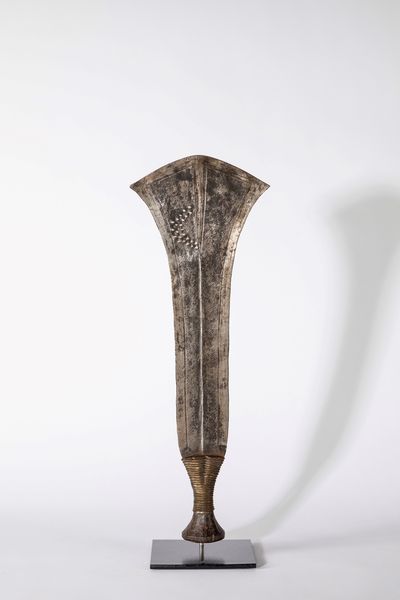 Congo Kinshasa,, : Coltello ornamentale  - Asta Forme tradizionali africane - Associazione Nazionale - Case d'Asta italiane