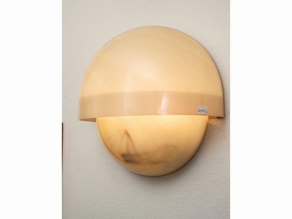 Coppia di applique Grande Mania, Vico Magistretti per Artemide, 1963  - Asta L'Arte di Arredare - Associazione Nazionale - Case d'Asta italiane