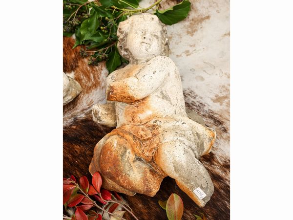 Coppia di putti in pietra  - Asta L'Arte di Arredare - Associazione Nazionale - Case d'Asta italiane